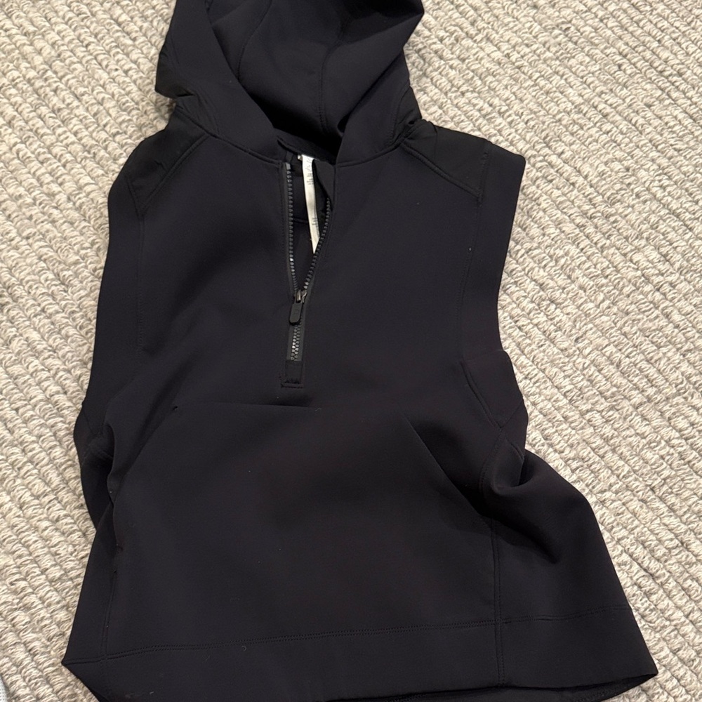 Black Sleeveless Hoodie with Zipper